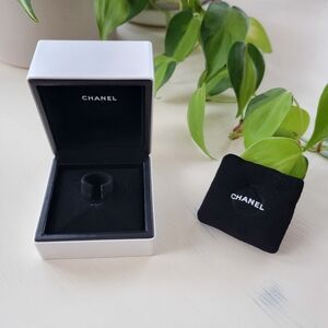 *EMPTY* CHANEL Ring Case | Gift Box | Jewelry Box | Black and White